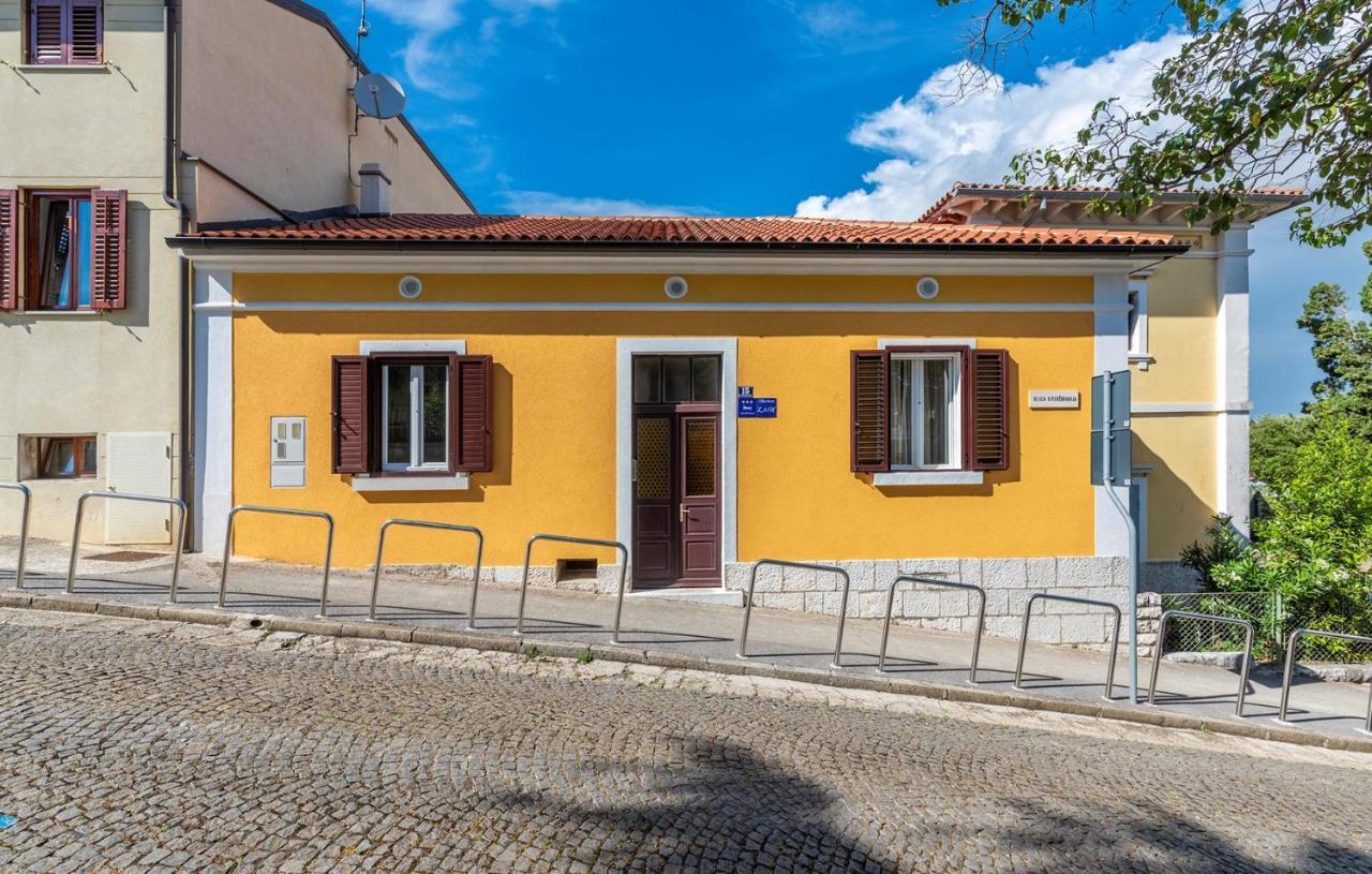 Apartment Lazzarich With Terrace Porec Ngoại thất bức ảnh